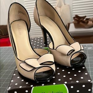 Kelly & Katie Black and Cream Bow Heels